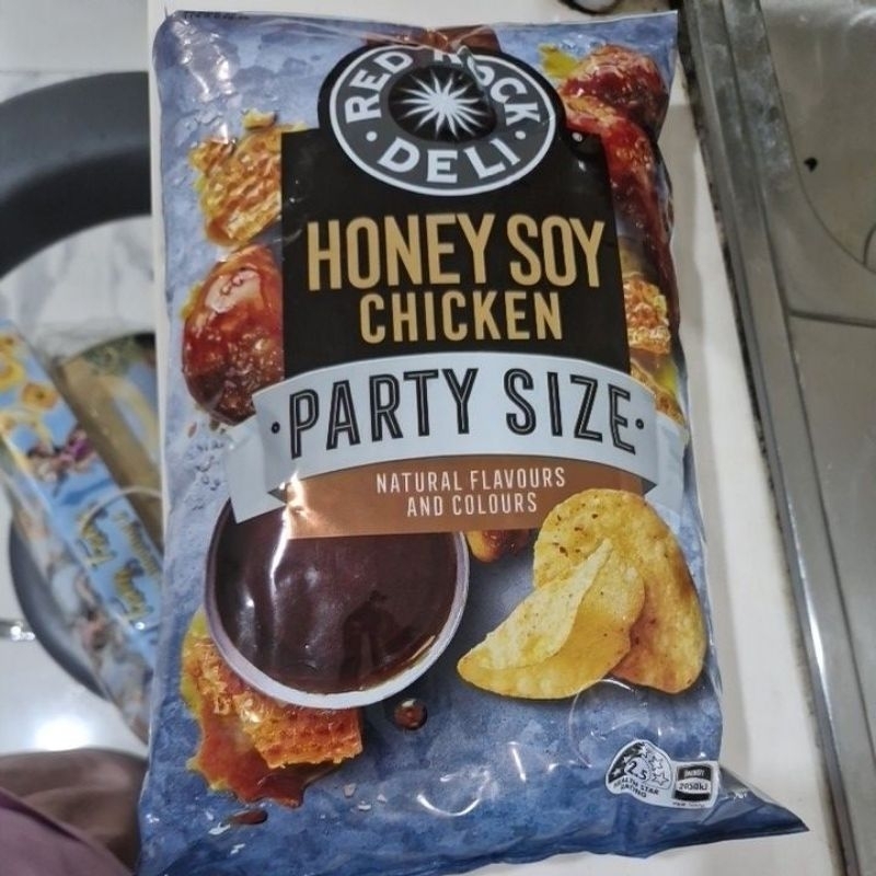 

red rock deli honey soy chicken party size 290gr