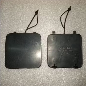 Cover tutup derek towing bemper belakang 52165 - BZ150 DAIHATSU LUXIO Lama.  ORIGINAL