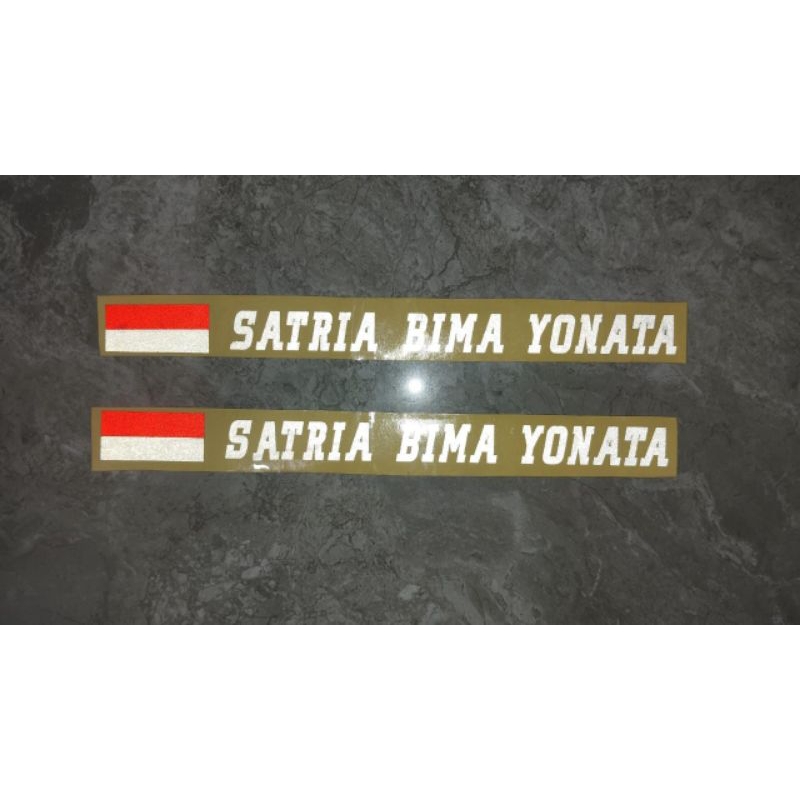

Stiker Bendera flag + Nama Bisa custom Bendera, ukuran dan Nama silakan chat admin