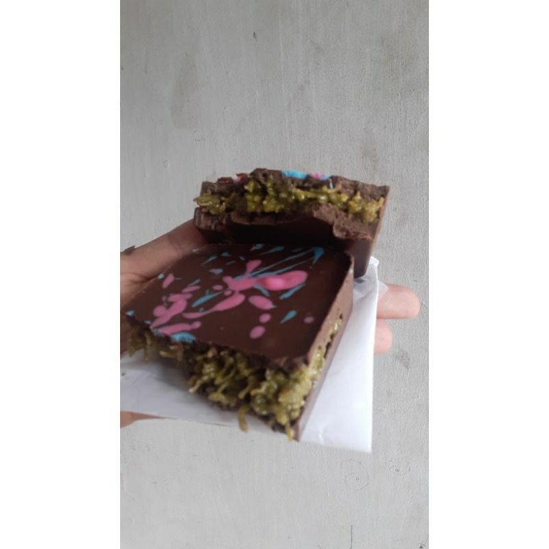 

coklat dubai homemade beli 2 gratis 1 by.aulia audy cookies