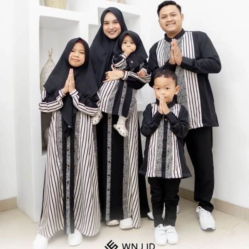 READY Sarimbit pasutri Wanoja WNJ,hitam XL