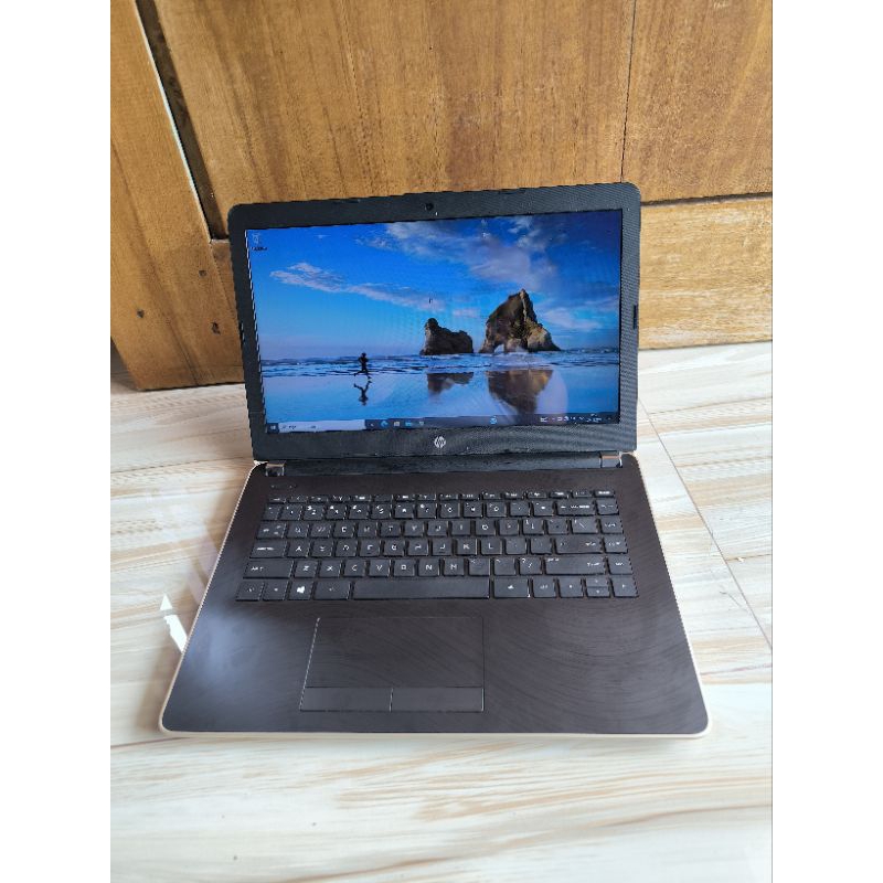 Hp 14 Bw AMD A9 9425 RAM 4GB SSD 256GB