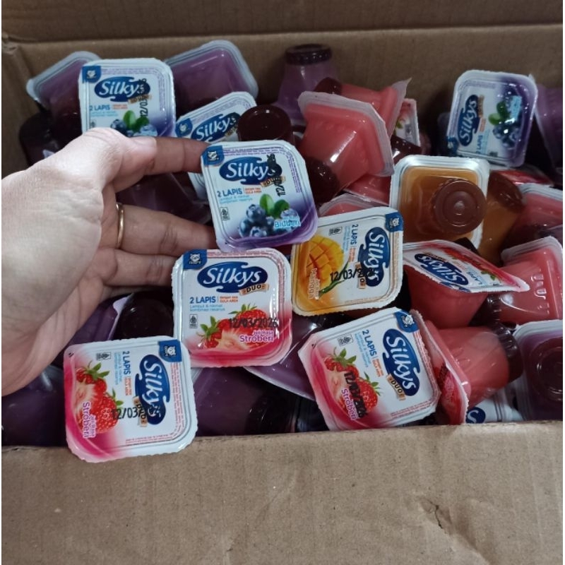 

Jely Silky 2 Lapis kiloan isi 39 biji Mix 3 Rasa kemasan repack