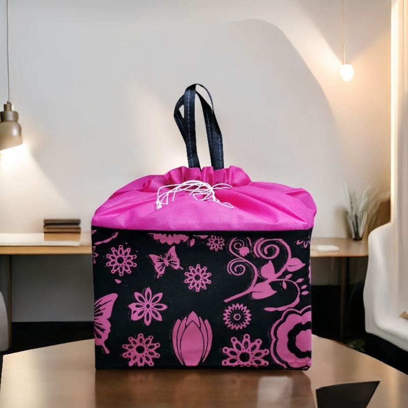 

iDk90 [ISI 12] Tas Hajat Serut Muat Nasi Box 22 Cm