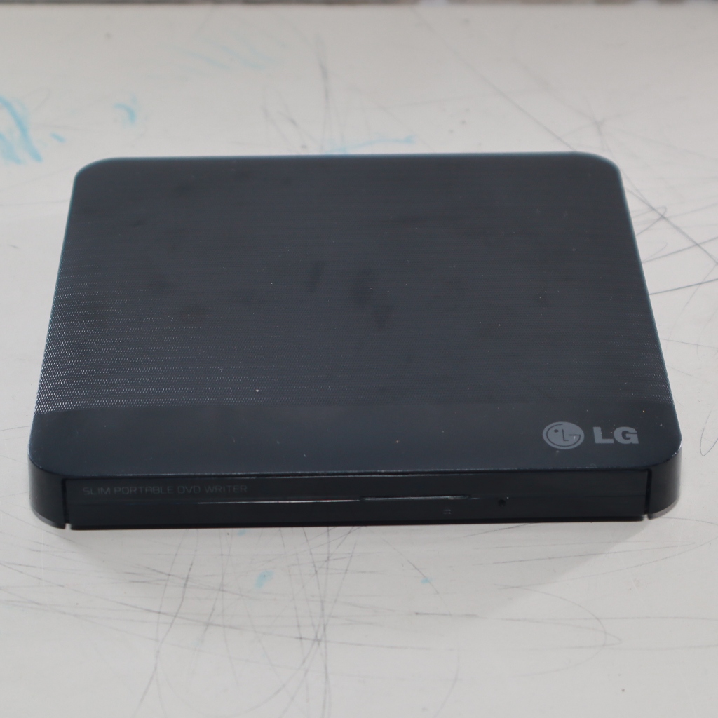 DVD PORTABLE MERK LG SECOND