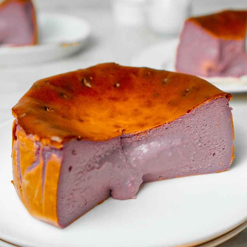 

Taro Basque Burnt Cheesecake