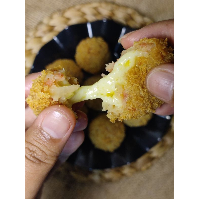 

Cheese Ball/ Bola Bola Keju