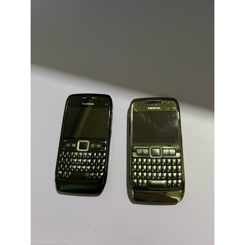 Nokia E71 bekas kondisi tanpa charger dan box