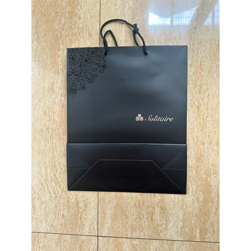 

paper bag bca solitaire black