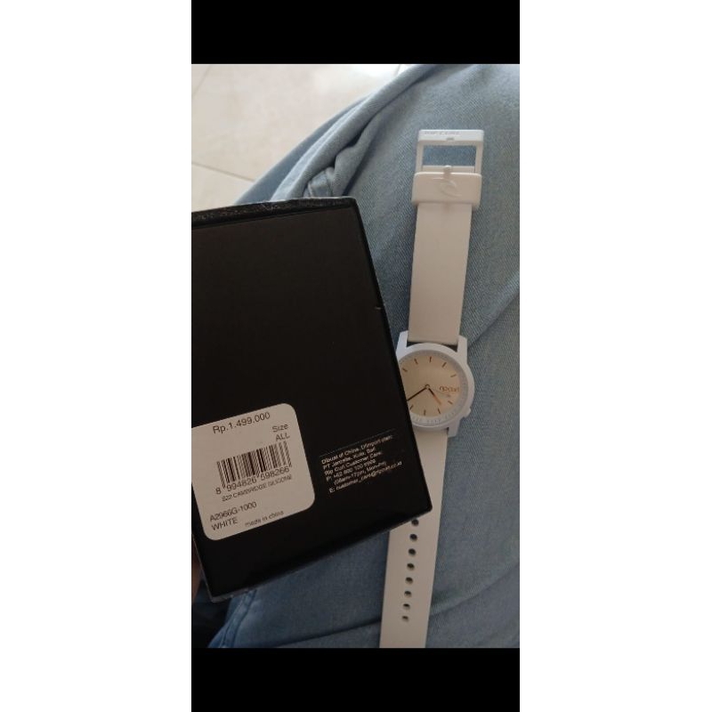 ORIGINAL JAM TANGAN  Second wanita Ripcurl white All size
