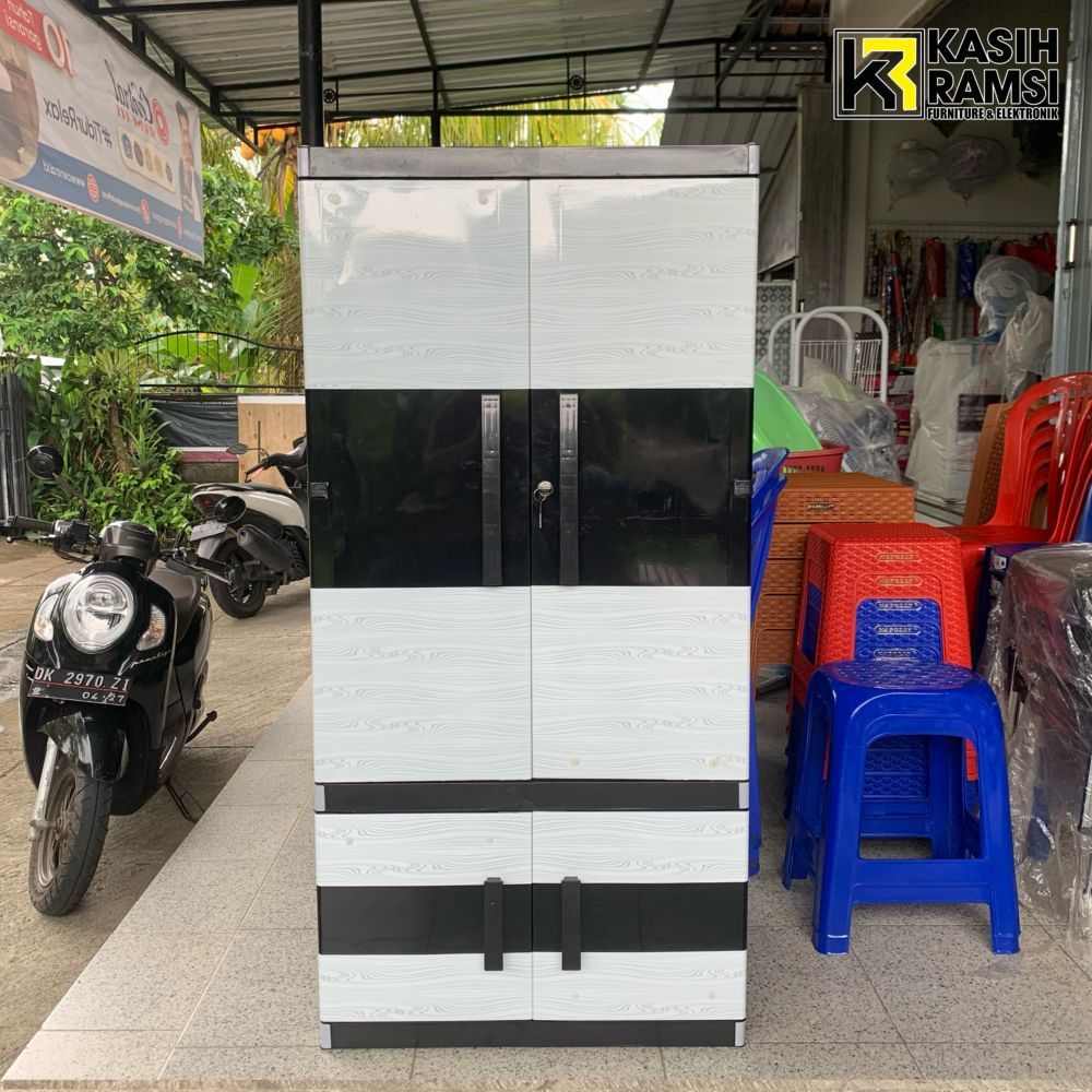 Lemari Plastik Mr Plast Gantung Sedang