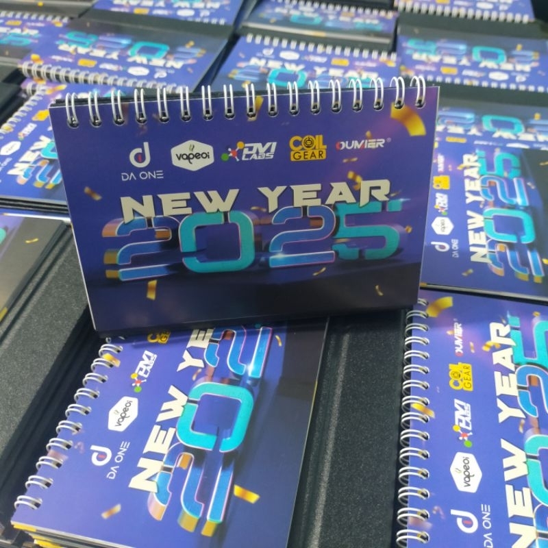 

Kalender Meja 2025 Ukuran A6 Desain Custom