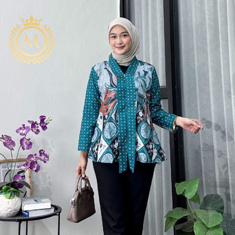 Blouse Atasan Batik Wanita Modern Blouse Batik wanita modern Batik Wanita kerja terbaru