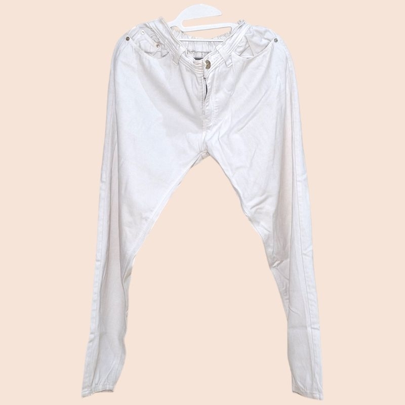 10. Celana NADELUS Jeans