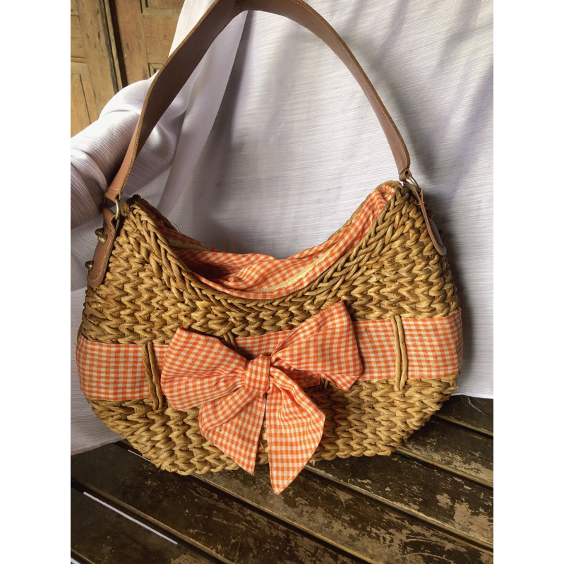 tas anyam asli jogja