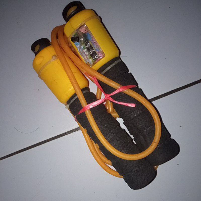 Alat lompat tali skipping preloved