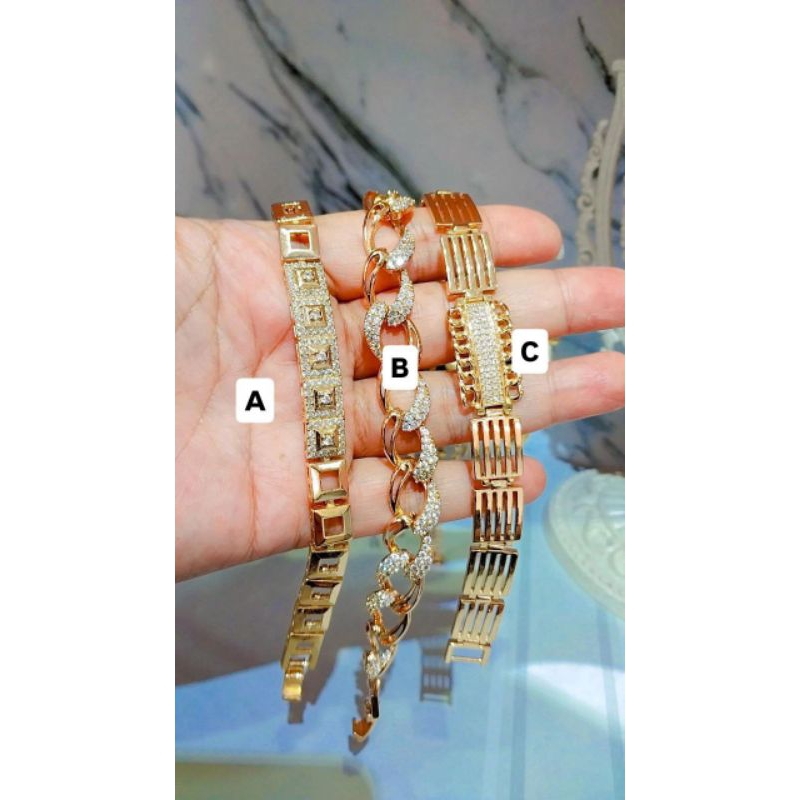 Gelang rantai lapis emas