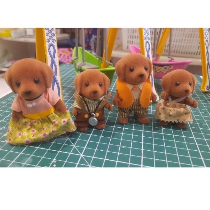 RARE vintage sylvanian choco labrador