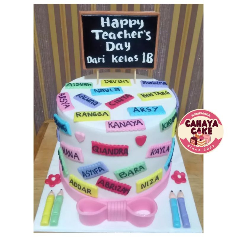 

Teachers Cake Custom / Kue Ulang Tahun Hari Guru / Kue Ultah Guru