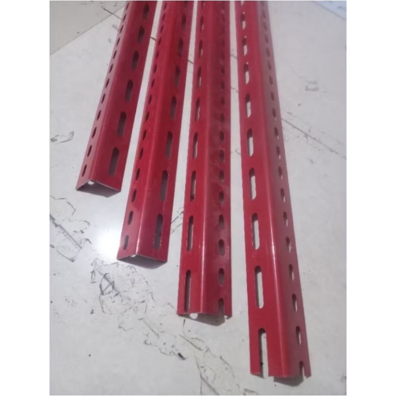 BESI SIKU LUBANG/ BESI SIKU MERAH/ BESI SIKU 3.6CM × 3.6CM/ KETEBALAN 1.3MM/ BESI SIKU SERBAGUNA
