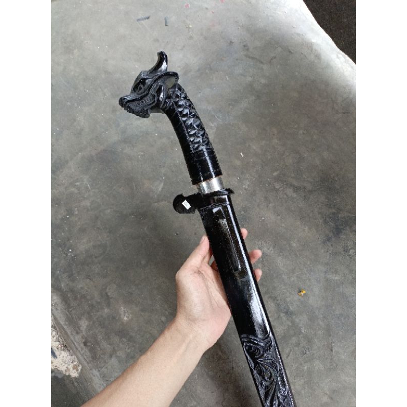 kayu ukiran rasamala