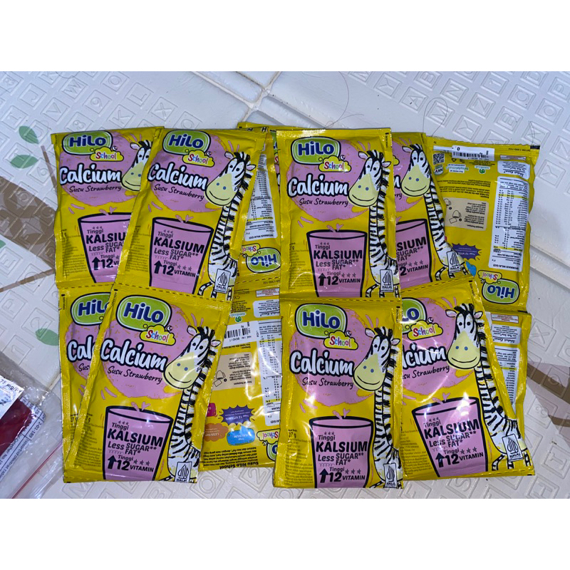 

HiLo School Calcium Susu Strawberry Tinggi Kalsium Less Sugar 5 ‘ s