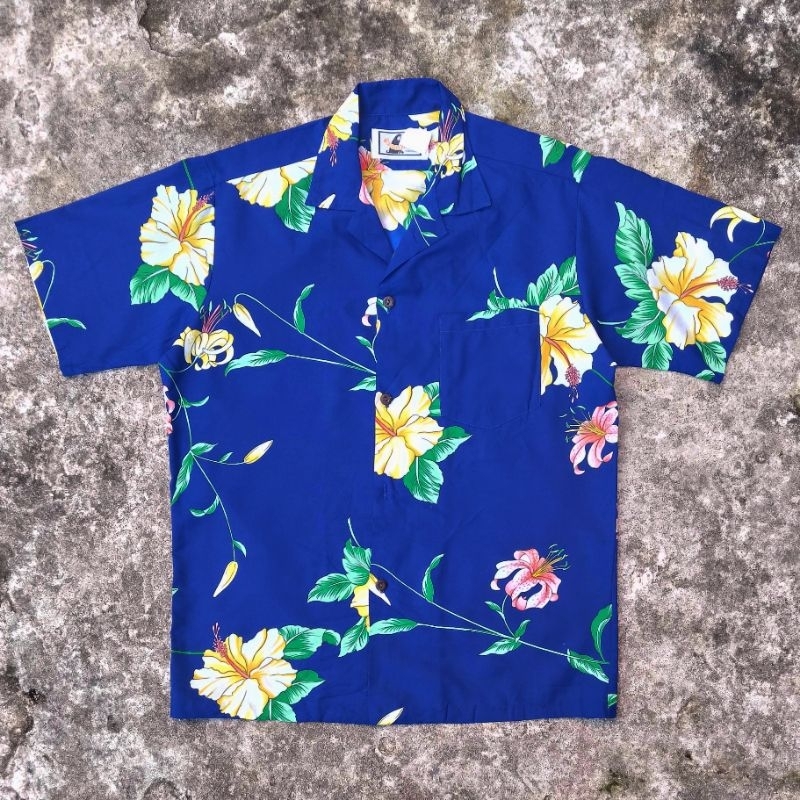 PARADISE FOUND HONOLULU CASUAL SHORT SLEEVE