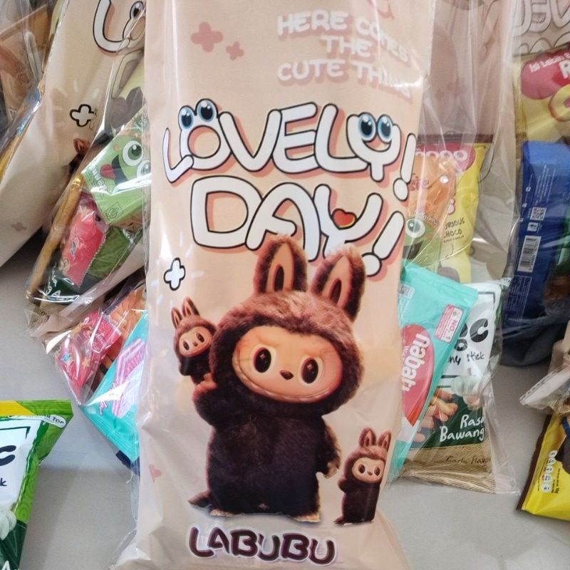 

Paket Snack Karakter Labubu