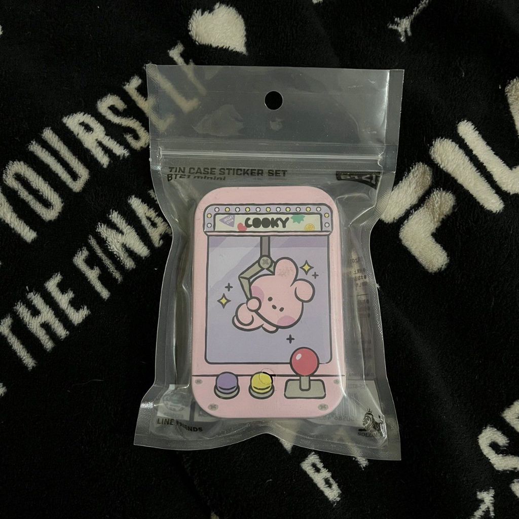 

[Ready Stock - Baca Deskripsi] BT21 Minini Tin Case Sticker Set Cooky