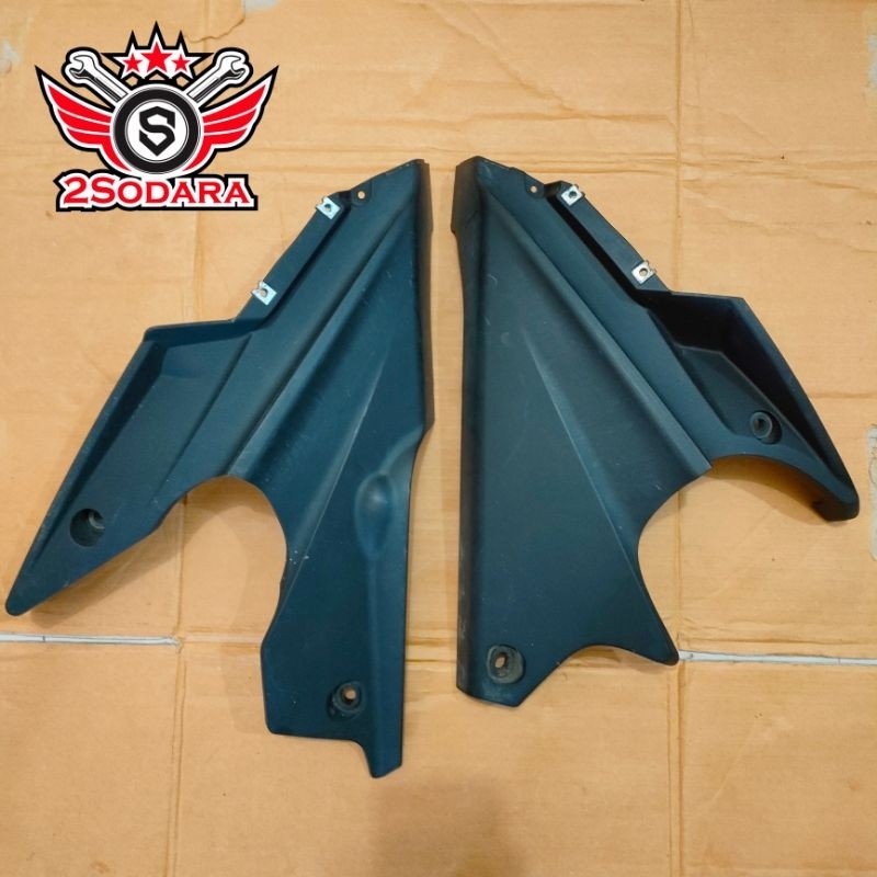 Cover Under Cover Undercowl Cover Tutup Mesin Bawah R15 V2 ORIGINAL