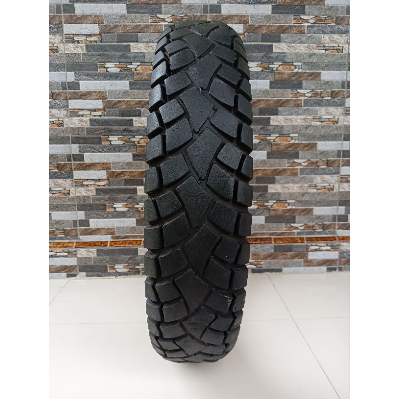 Ban Swallow SB-117 120/80 r18