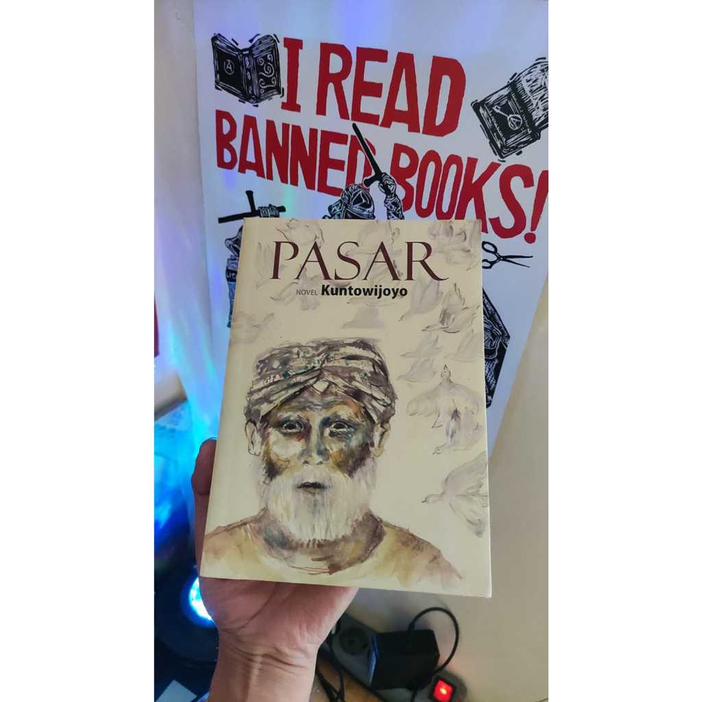 Novel Pasar - Kuntowijoyo