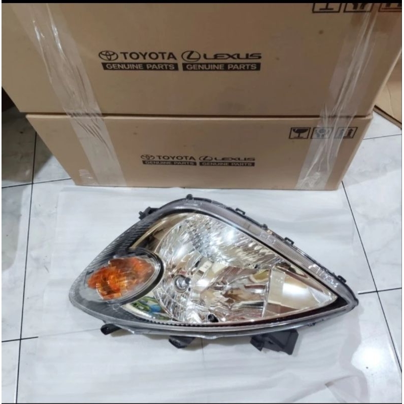 Headlamp lampu depan Avanza Xenia non VVT-i  Vvti 2004 2005 original