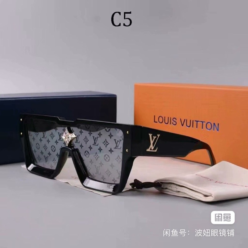 Louis Vuitton Kacamata Wanita C5