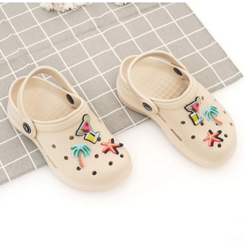 Sandal sepatu wanita cewek ala crocs. Anti air, anti slip. Empuk. 3062L-1