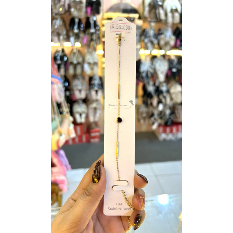 GELANG RANTAI TITANIUM HATI HITAM SIMPLE