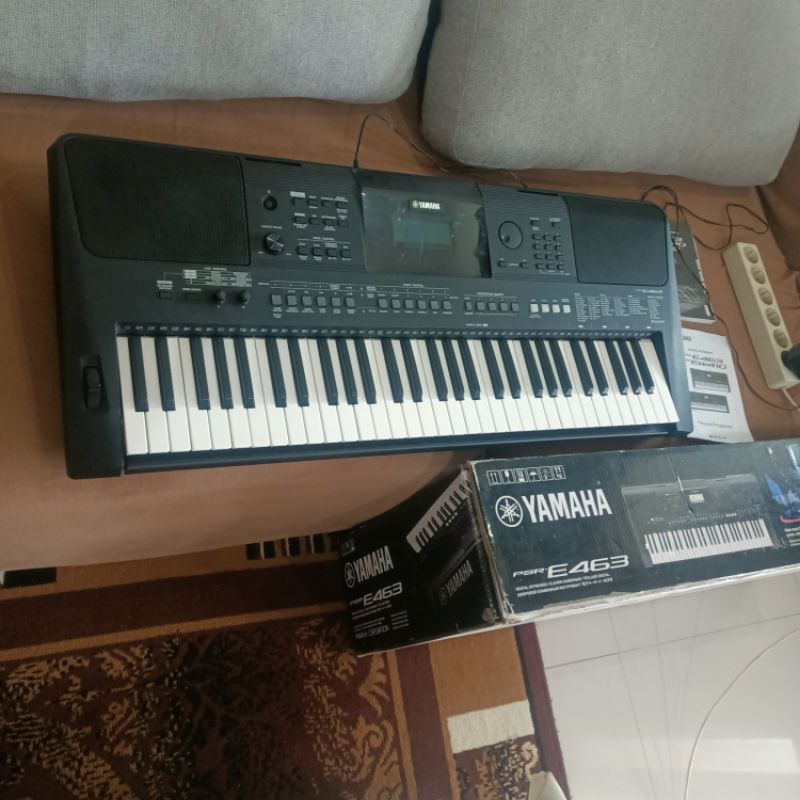 Yamaha PSR - E 463 bekas