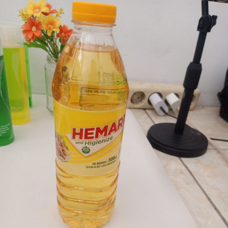 

Minyak goreng hemart and higienize bkp 500ml 1 liter botol
