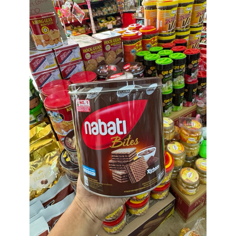 

Nabati Kaleng Chocolate 240gram