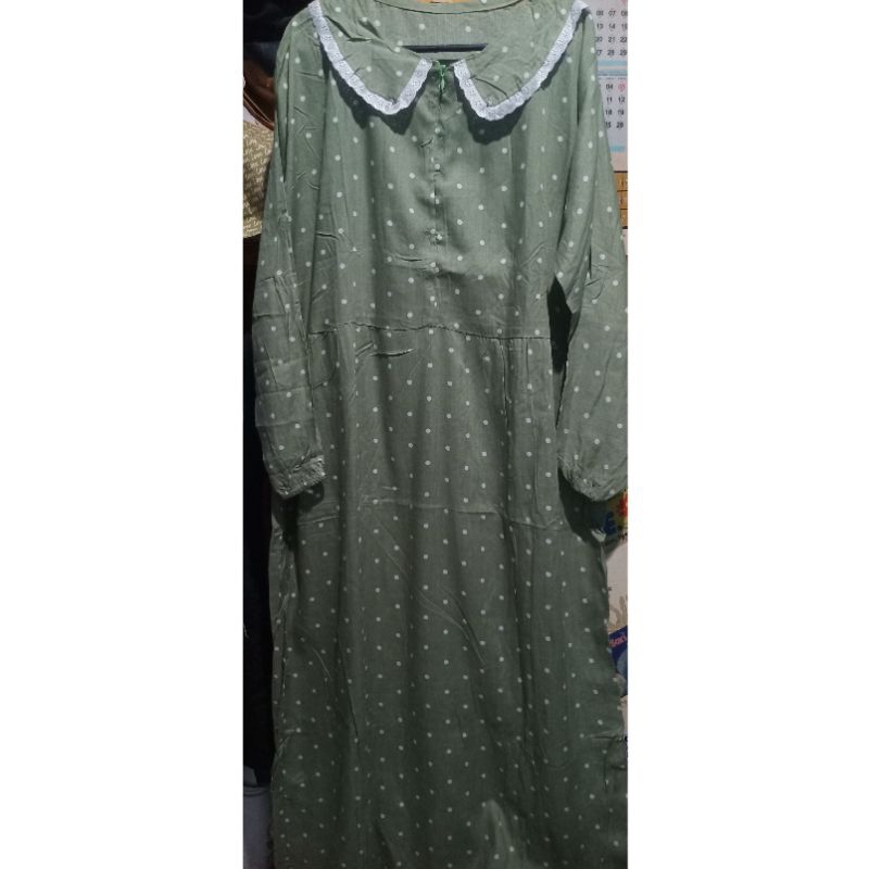Midi dress muslim bahan rayon .
