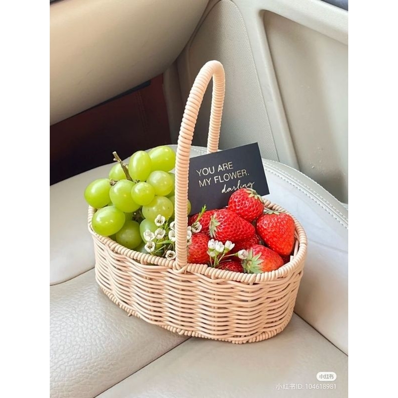 

small minimalism basket hampers bouquets bucket buket bunga segar fresh instan sameday siap pakai cus order kekasih sahabat cus order kekasih chinese new year lebaran christmas