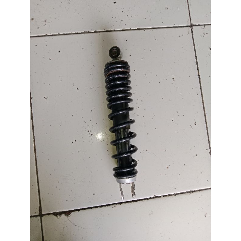 shock ori belakang Beat Scoopy Spacy Vario 110 fi bekas original