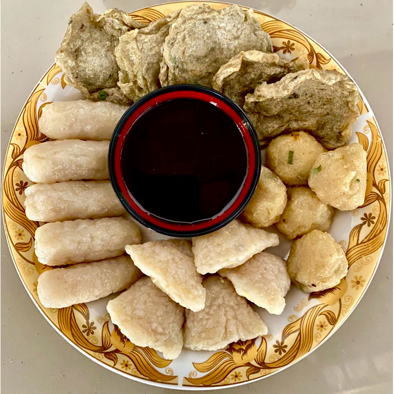 

pempek khas palembang mix