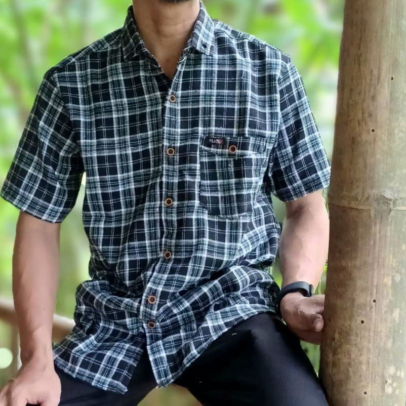 Kemeja Pria Flanel Lengan PendekTrendy  Kain Super lembut Tebal
