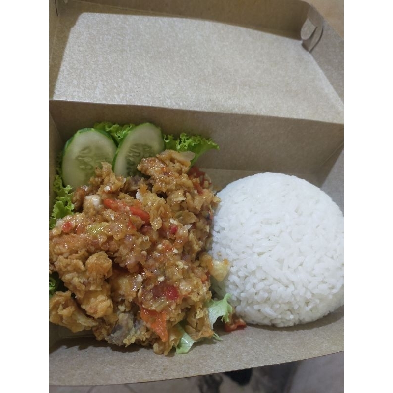 

Makanan Saji Nasi ayam Geprek Halal