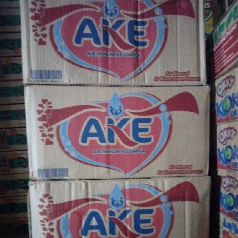 

Ake Air Minum 330 ml