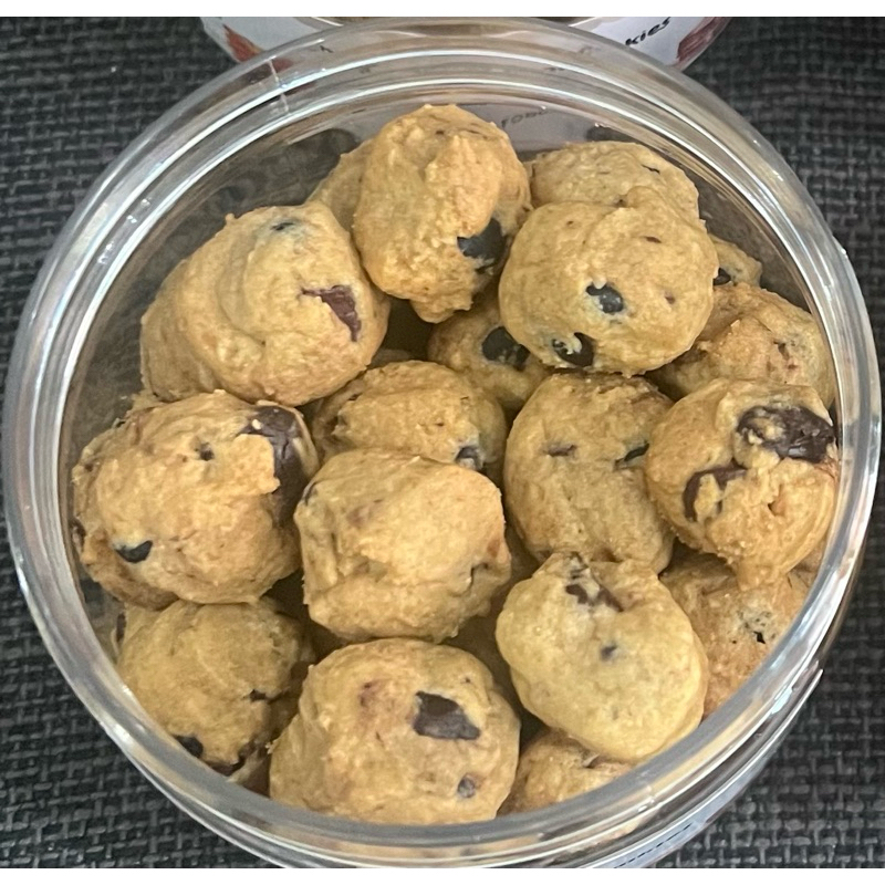 

Gluten Free Choco Flakes Mini Cookies dengan Couverture Chocolate