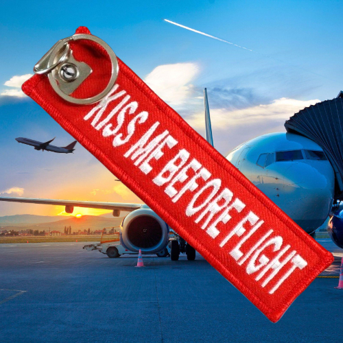 gantungan kunci bordir bolak balik kiss me before flight