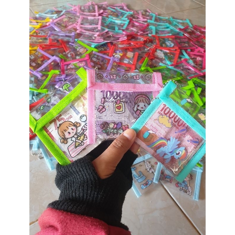 

10 pcs dompet lebaran, amplop lebaran viral, gantungan kunci amplop lebaran, amplop lebaran unik, amplop lebaran lucu, amplop lebaran aesthetic, amplop lebaran 2025