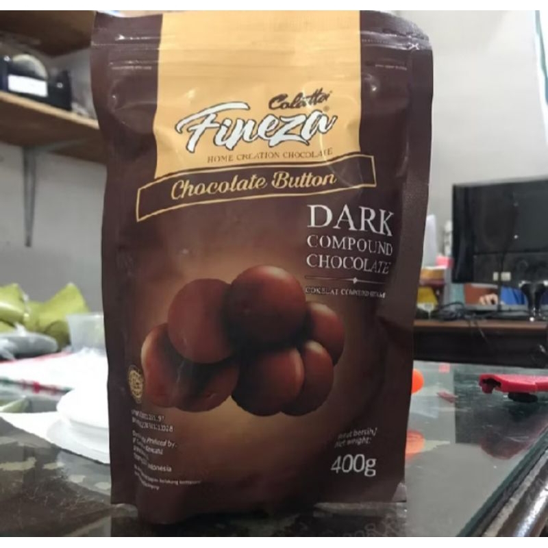 

COLATTA FINEZA CHOCOLATE BUTTON 400 GR / COKLAT COLATTA